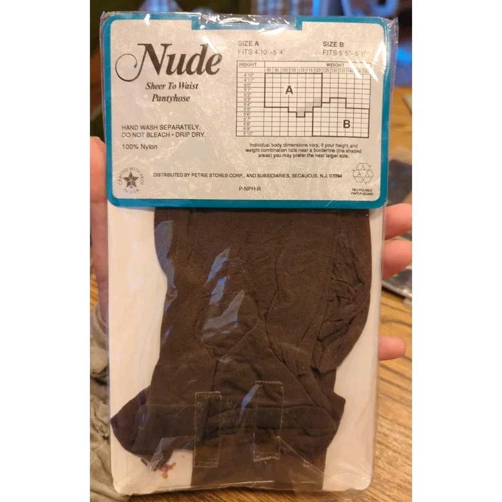 New Vintage NUDE‎ Pantyhose Size B Smoke Color Sandalfoot